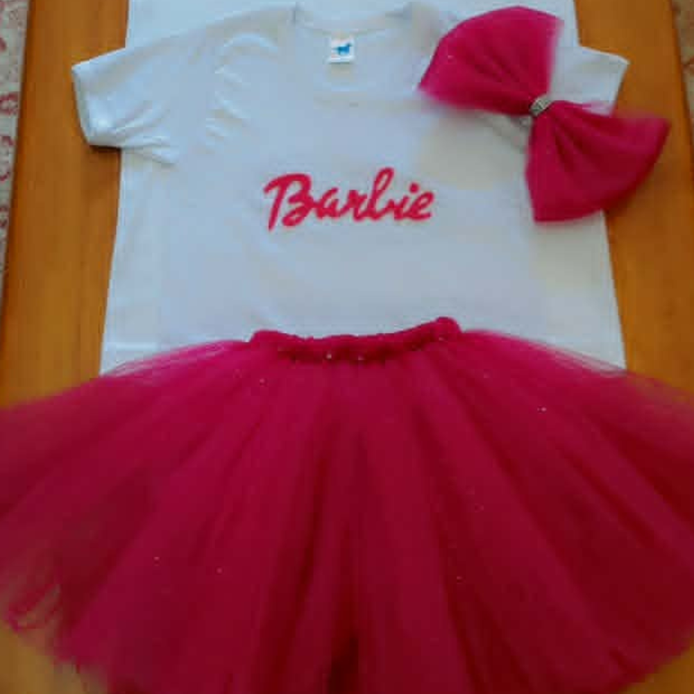 tenu fete enfant